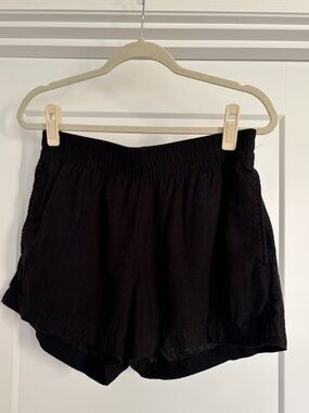 Old Navy Linen Blend Black Elastic-Waist Pull on Shorts, medium